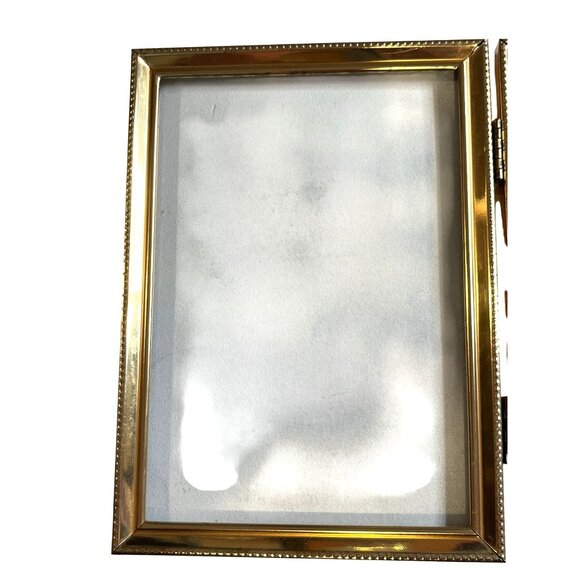 Vintage Gold-Tone Folding Triple Picture Frame With Beaded Edge 5x7 C130 - Picture 4 of 6